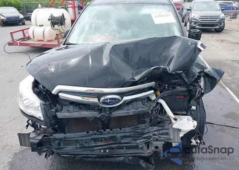 2015 Subaru Forester 2.5I Premium z USA, uszkodzony, nr VIN JF2SJADC6FH590488